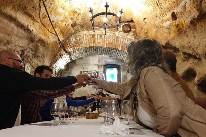 Visita a Bodega Subterránea Medieval + Cata